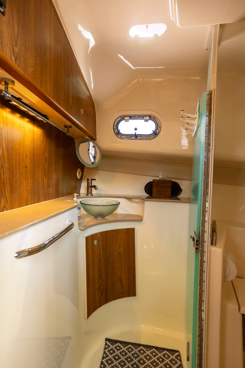 2009 Pursuit 375 OS