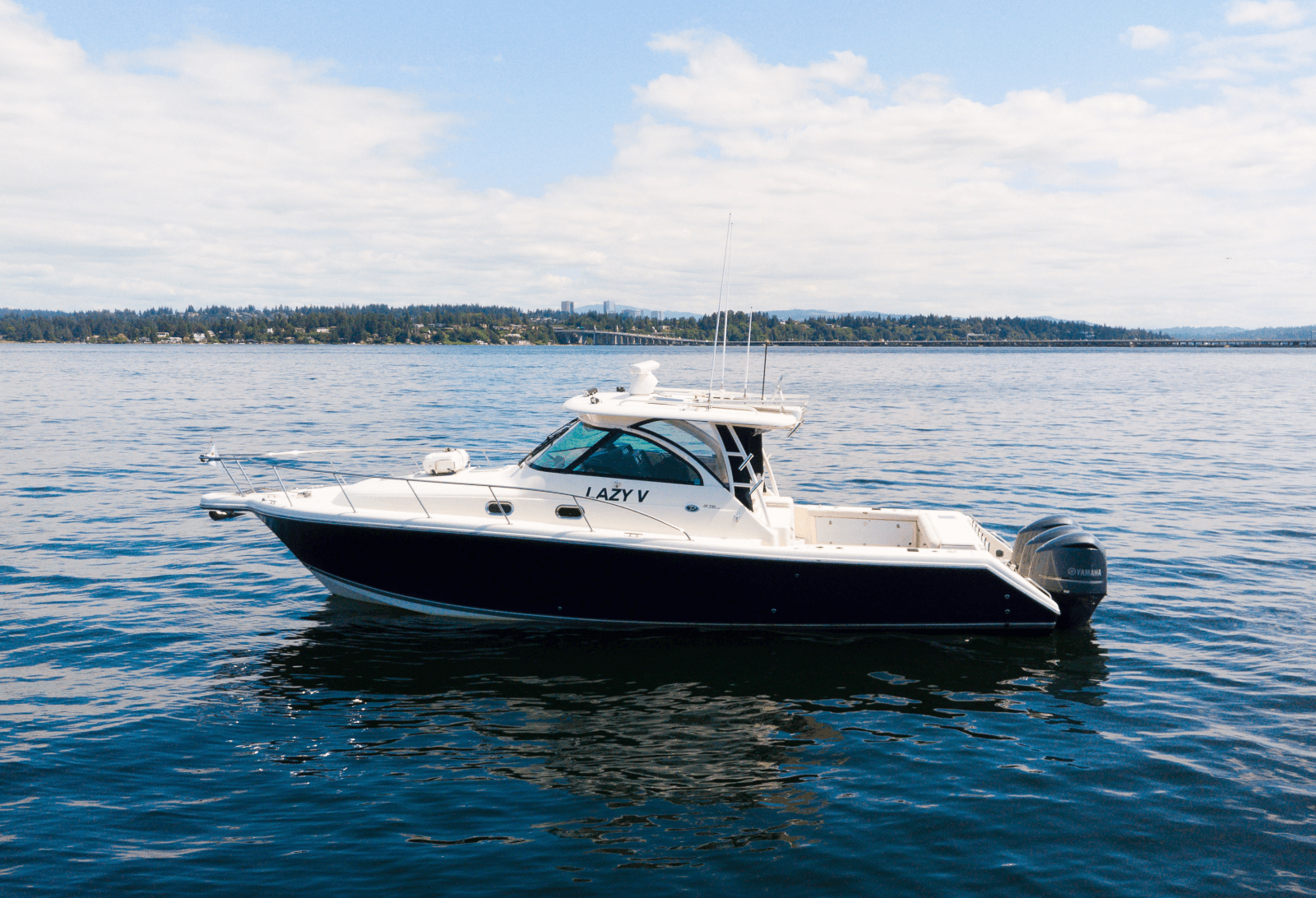 2009 Pursuit 375 OS