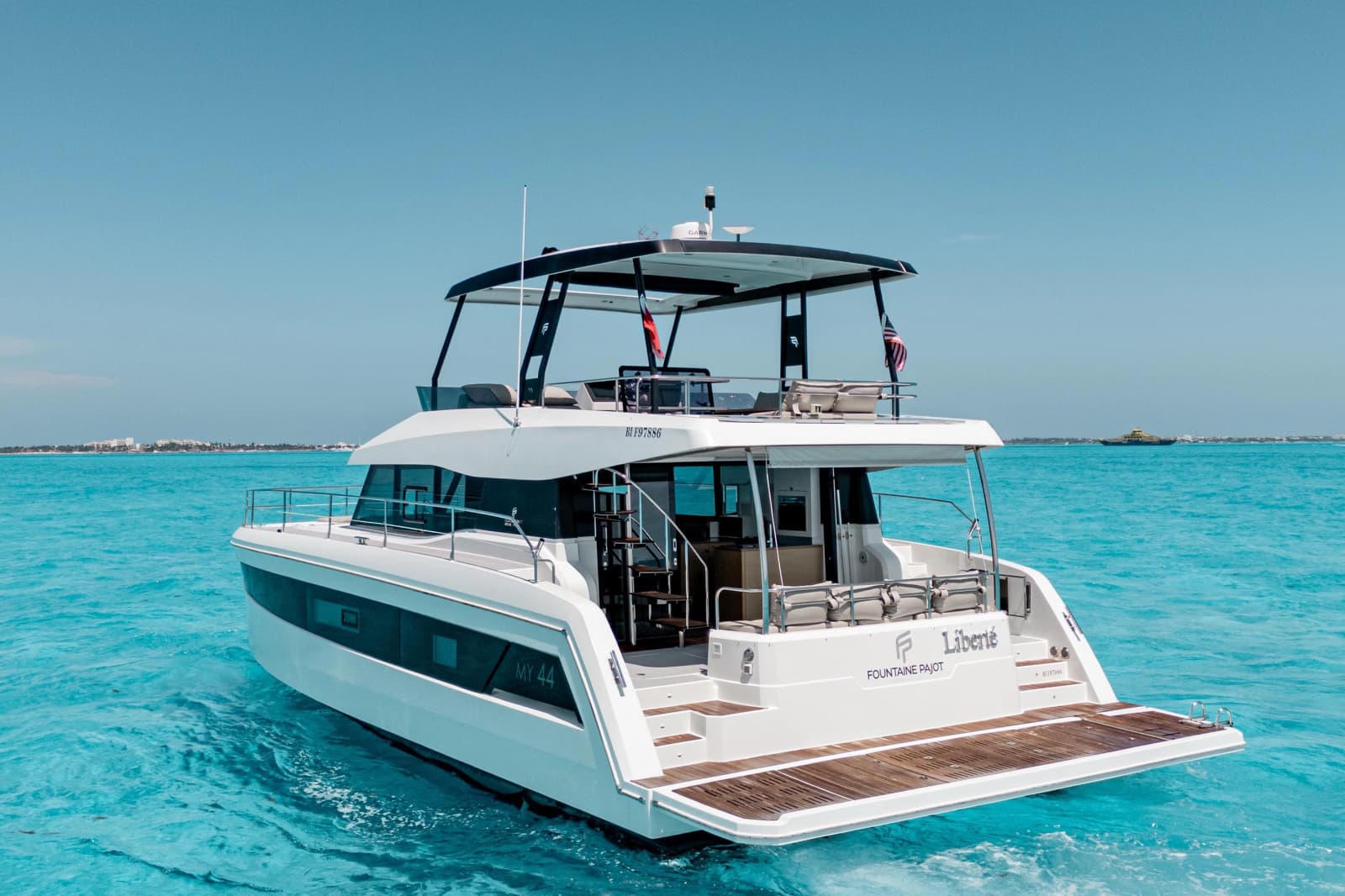 2020 Fountaine Pajot MY6