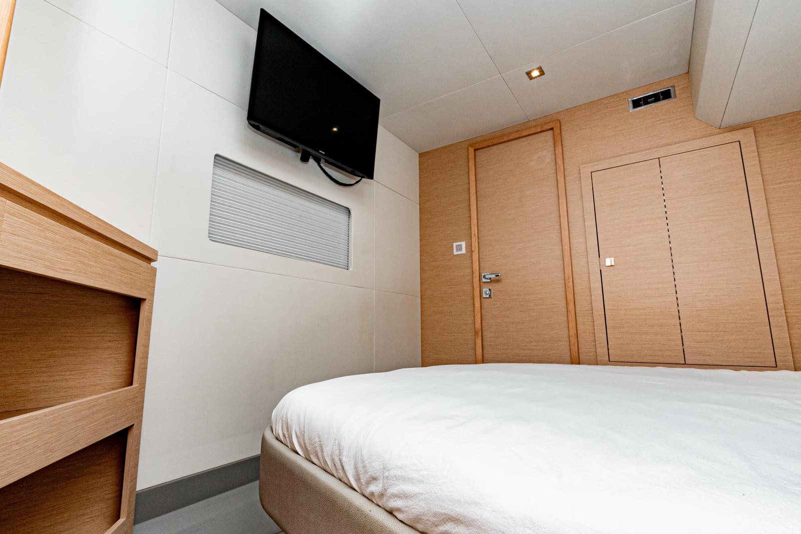 2020 Fountaine Pajot MY6