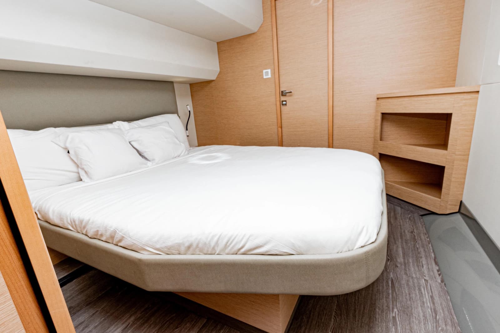 2020 Fountaine Pajot MY6