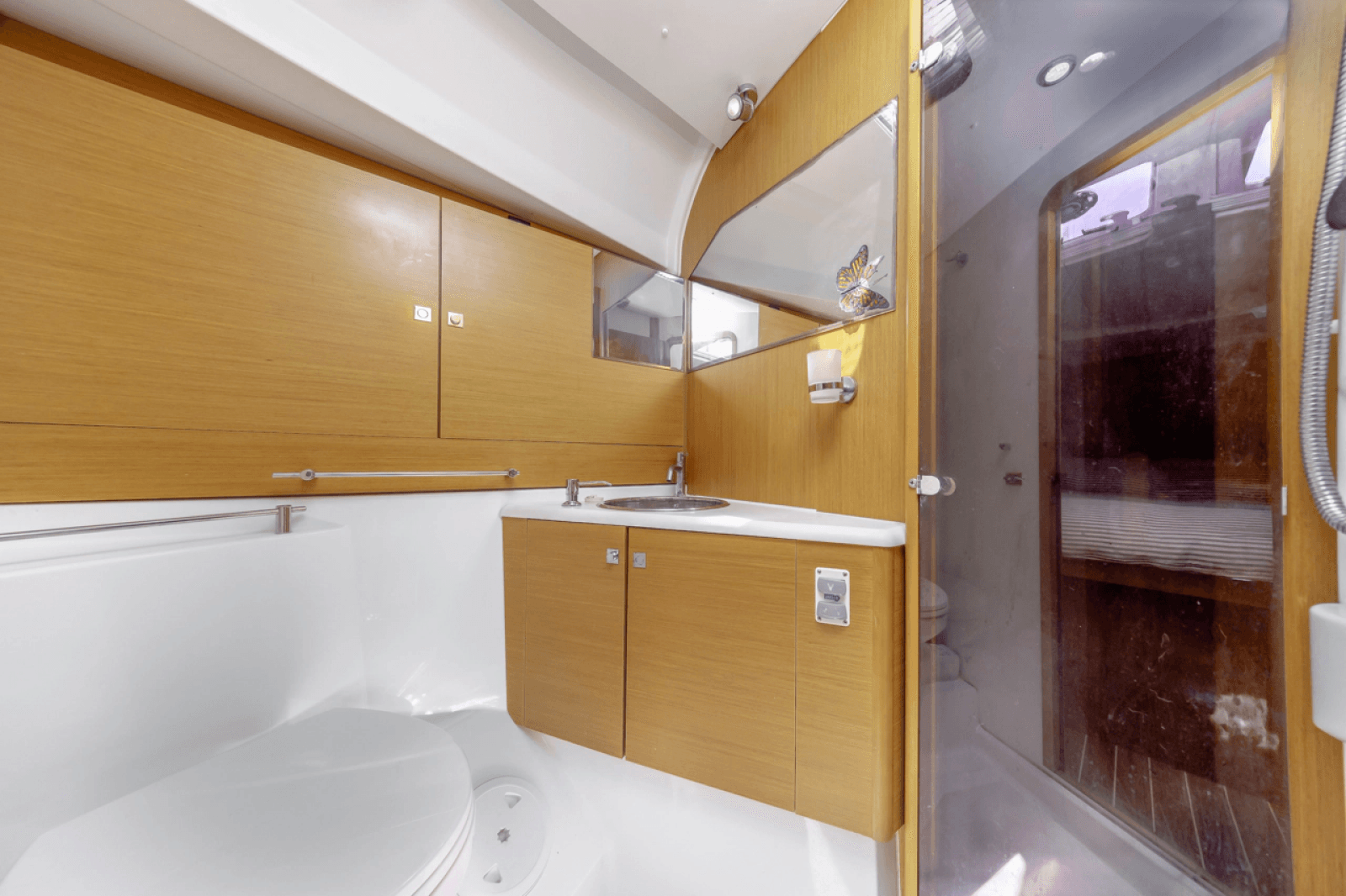 2011 Jeanneau Sun Odyssey 44i