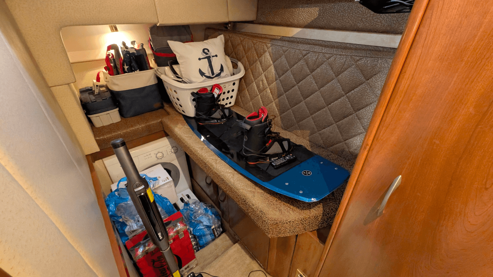 2010 Ovation Flybridge