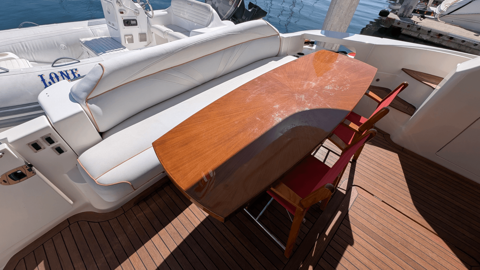 2010 Ovation Flybridge