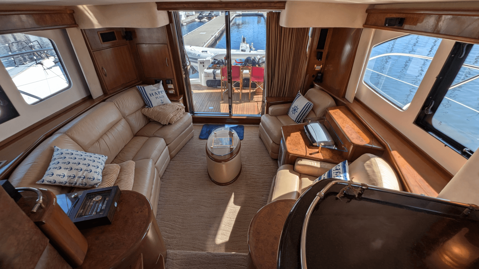 2010 Ovation Flybridge