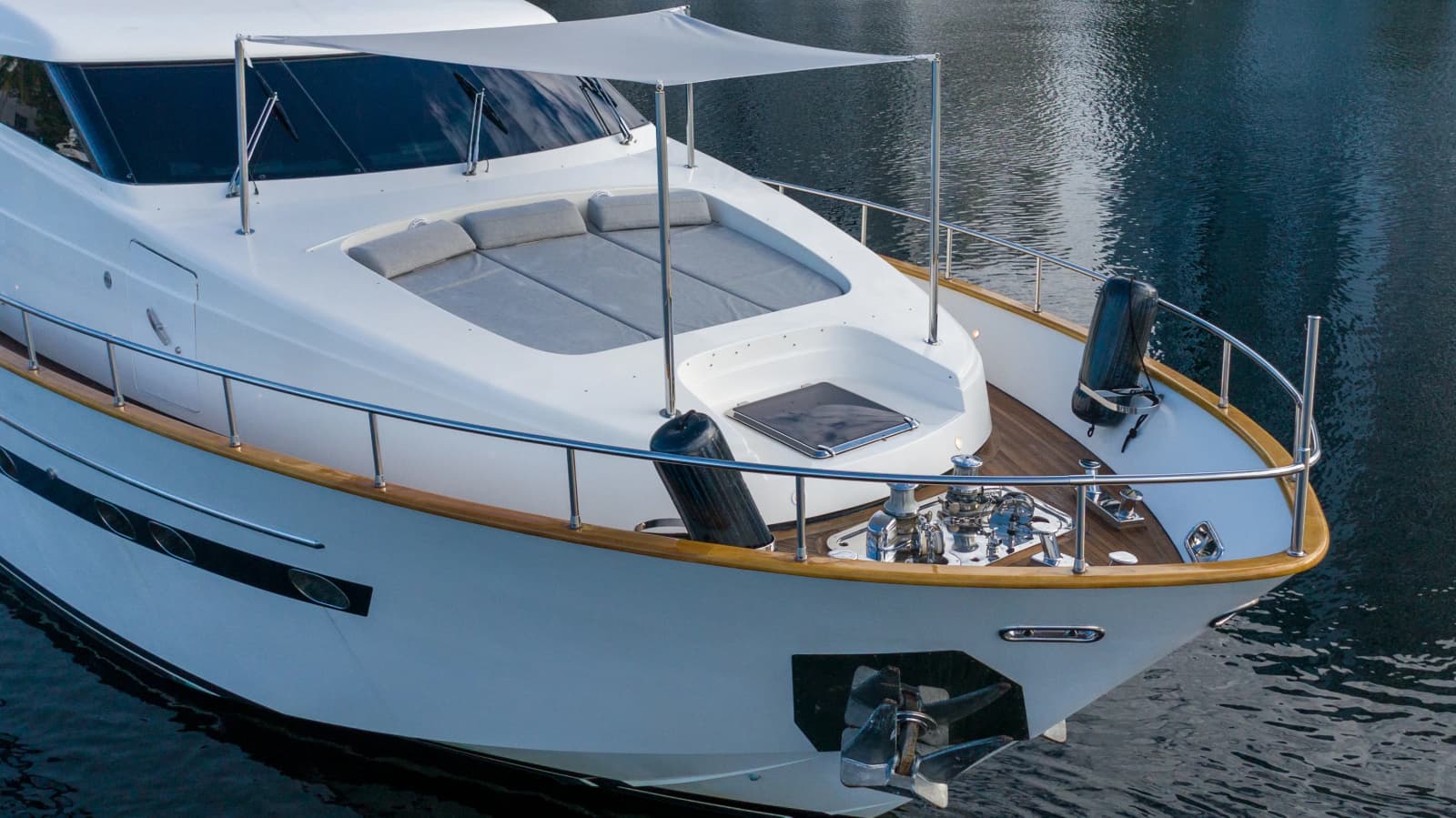 2005 Sanlorenzo SL82