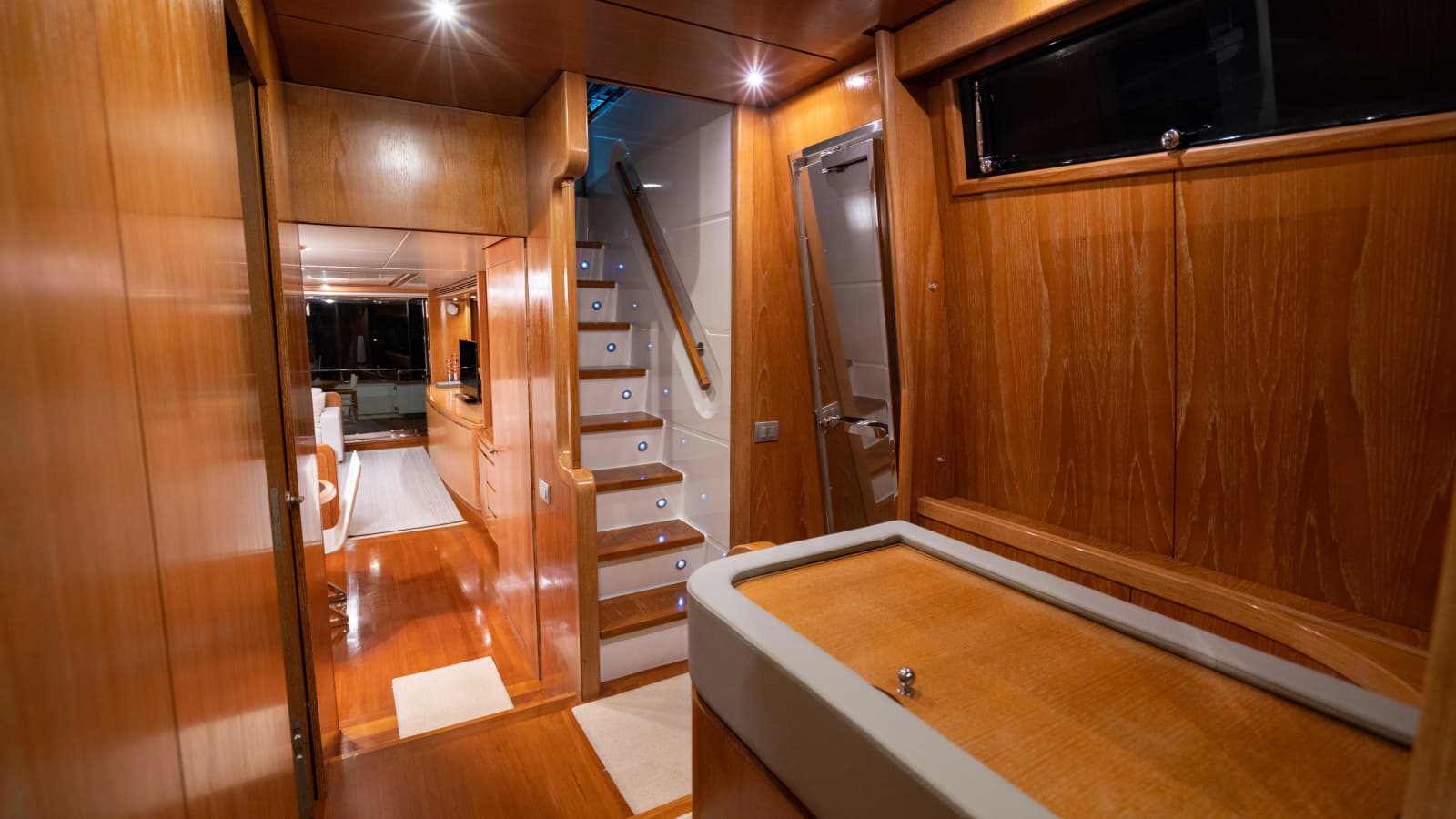 2005 Sanlorenzo SL82