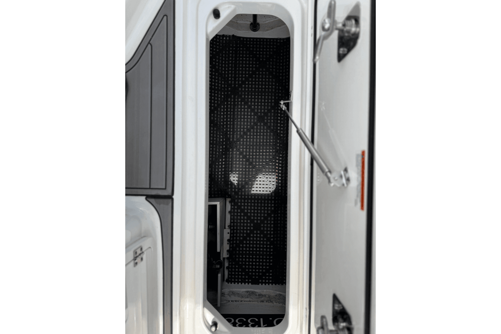 2023 Pursuit DC 266 Dual Console