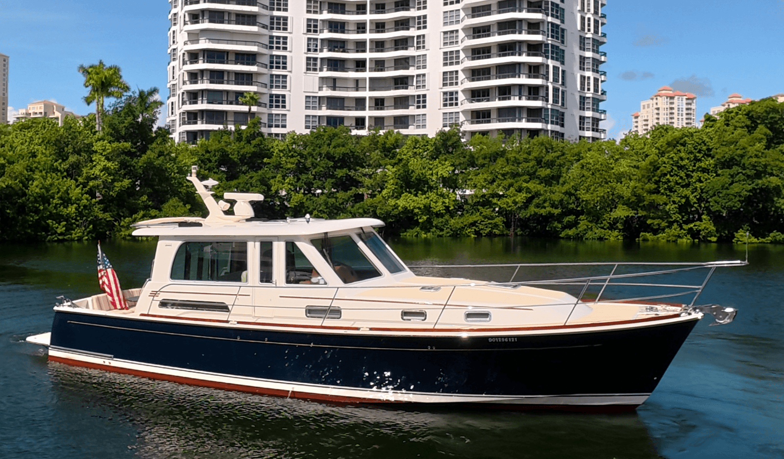 2019 Sabre 42 Salon Express