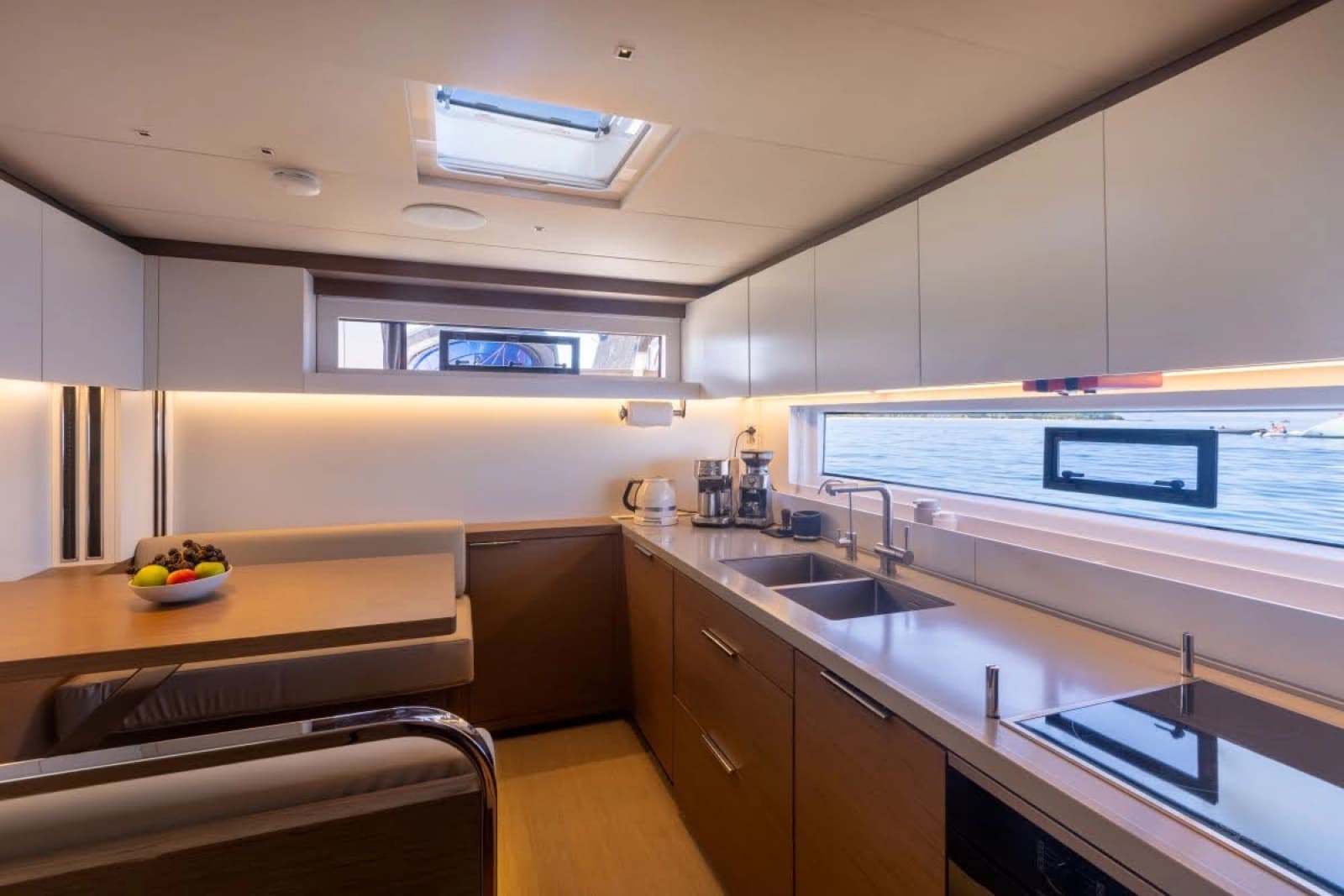 2020 Lagoon Sixty 7