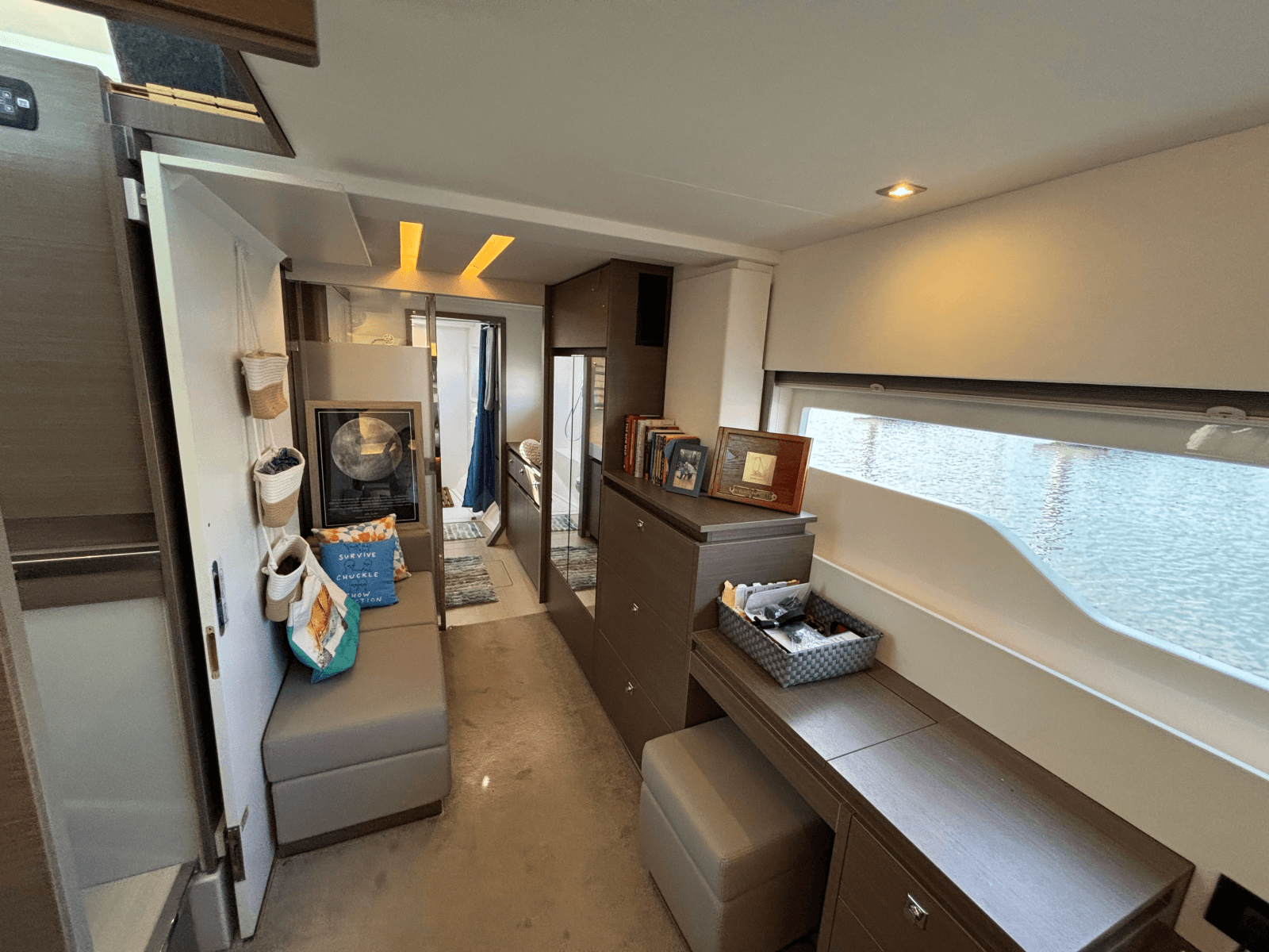 2023 Leopard 53 Powercat
