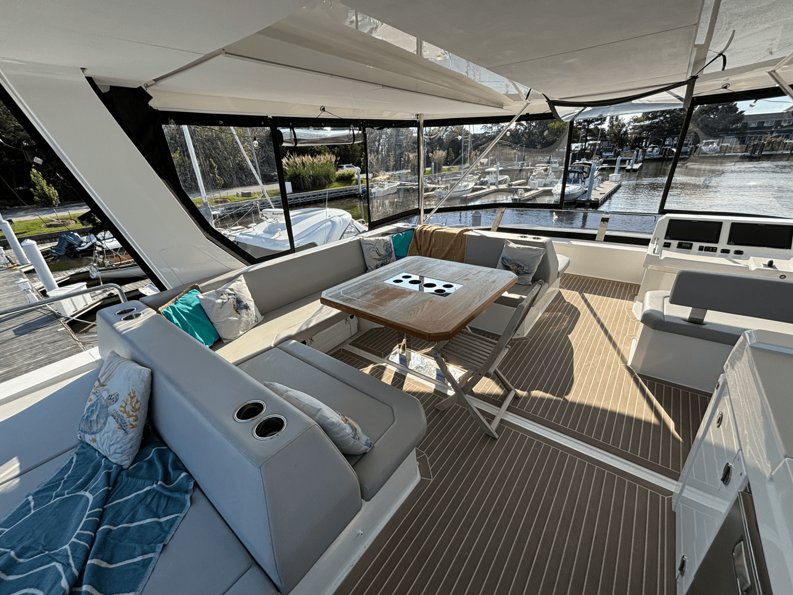 2023 Leopard 53 Powercat