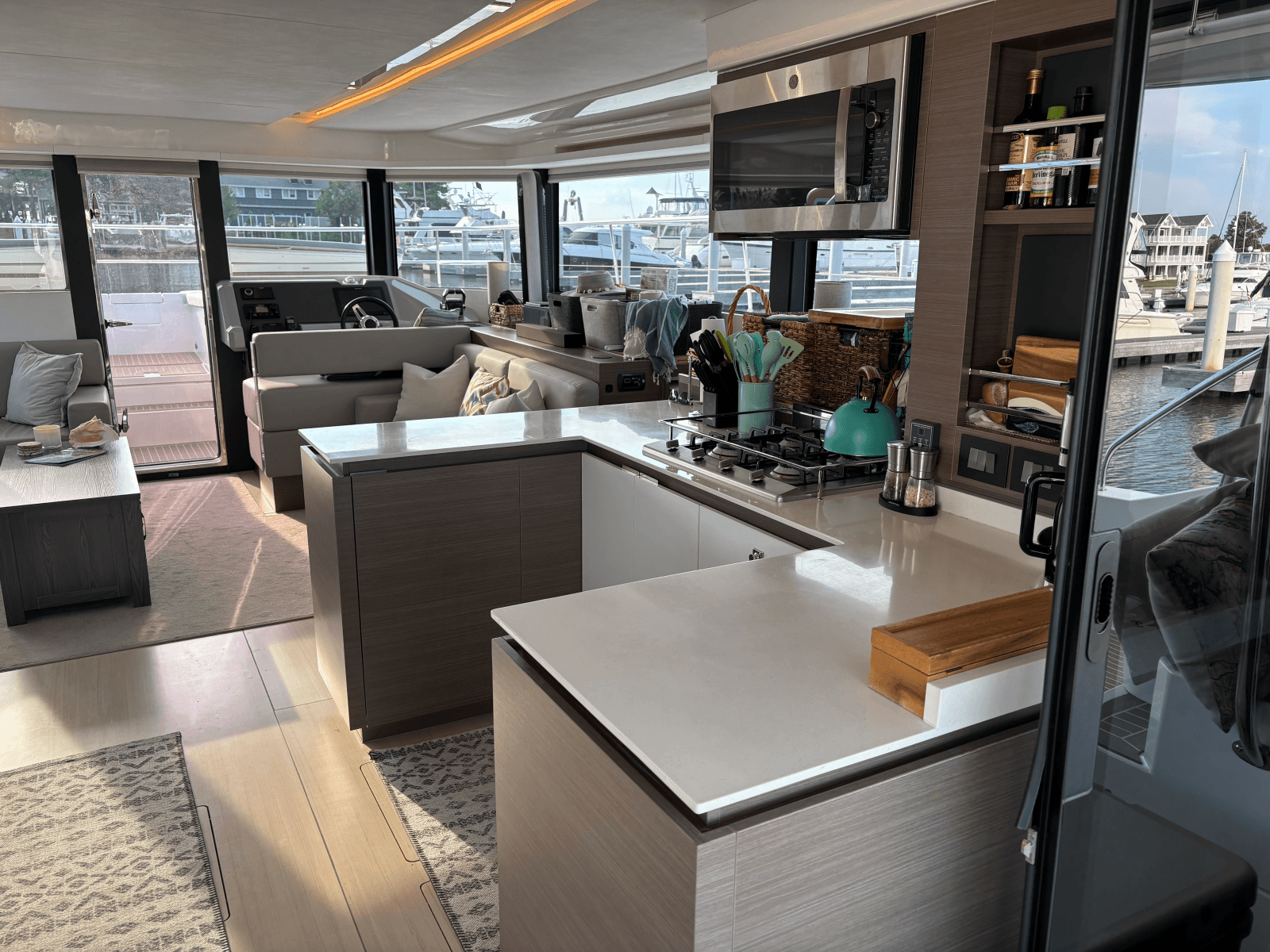 2023 Leopard 53 Powercat