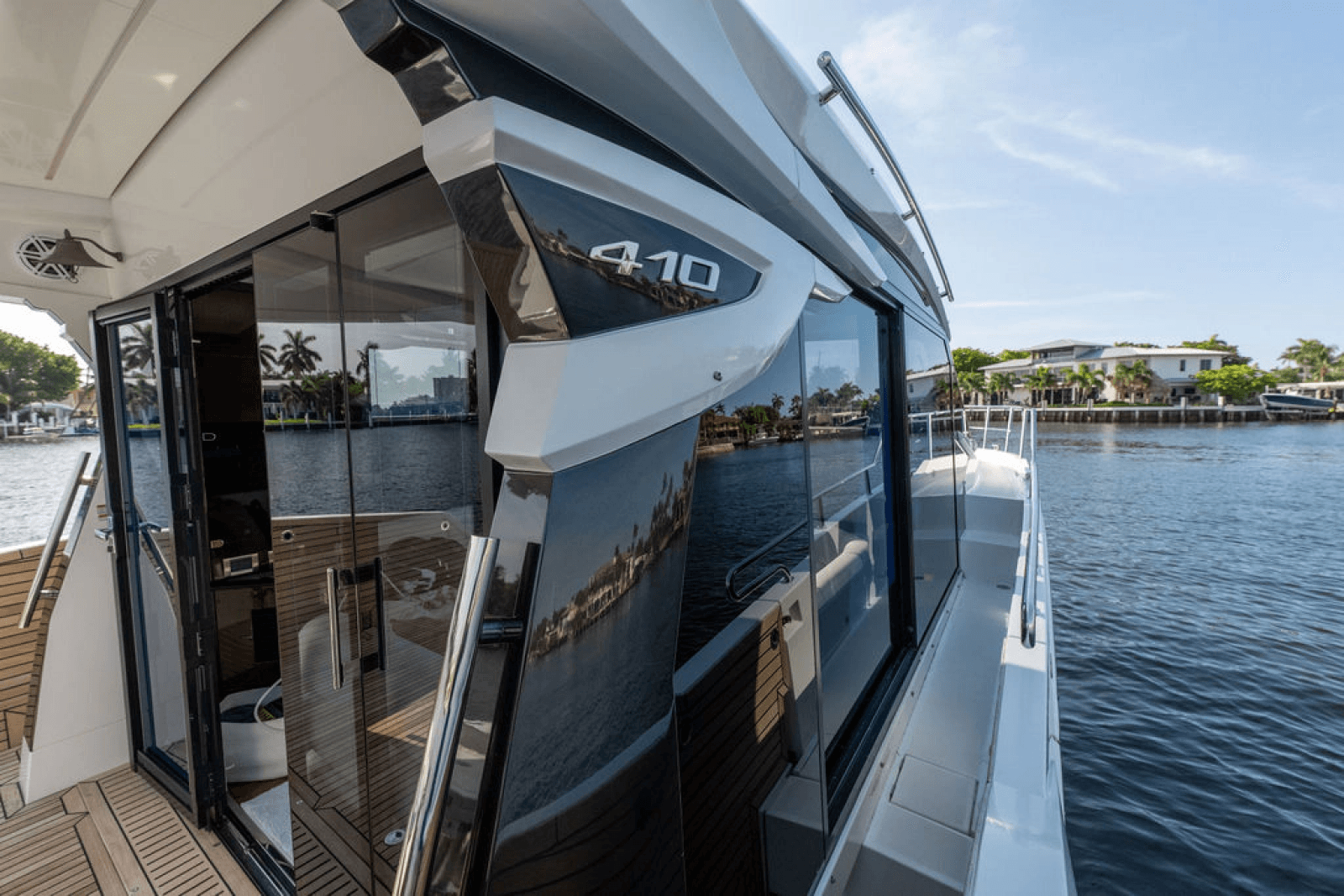 2022 Galeon 410 HTC