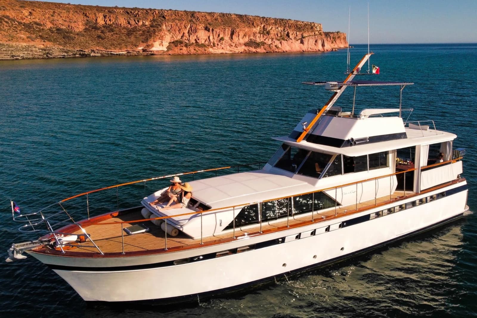 1966 Chris-Craft 57 Constellation