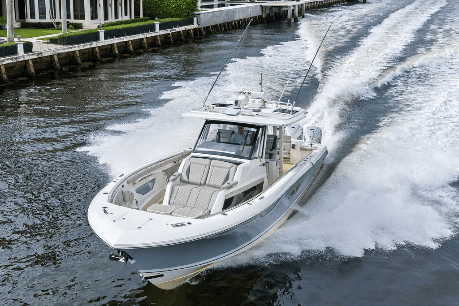 2022 Pursuit S 428 Sport