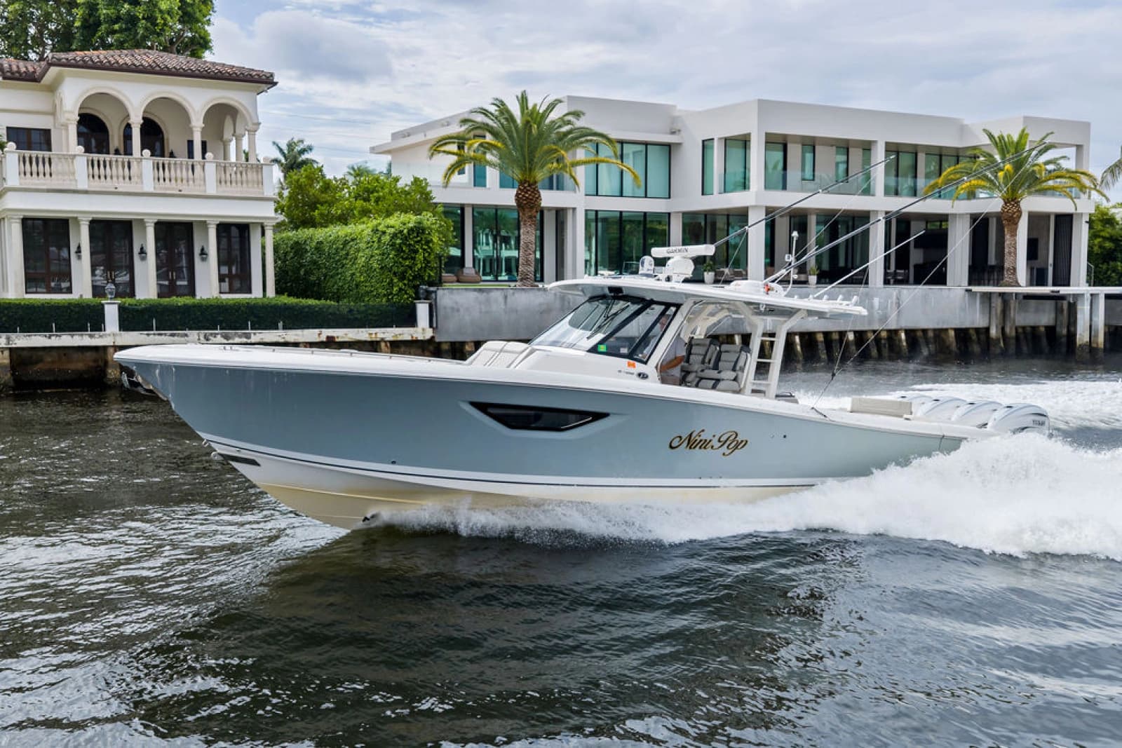 2022 Pursuit S 428 Sport