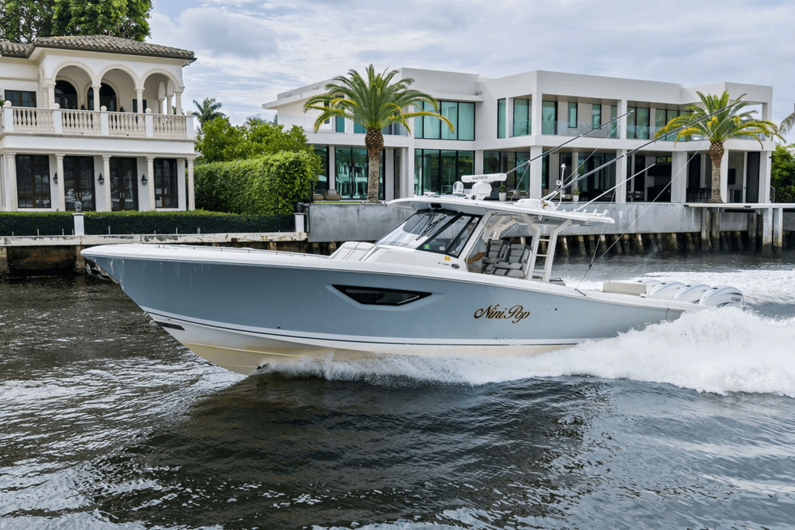 2022 Pursuit S 428 Sport