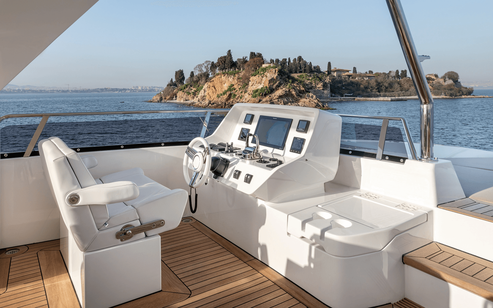 2027 Numarine 22XP