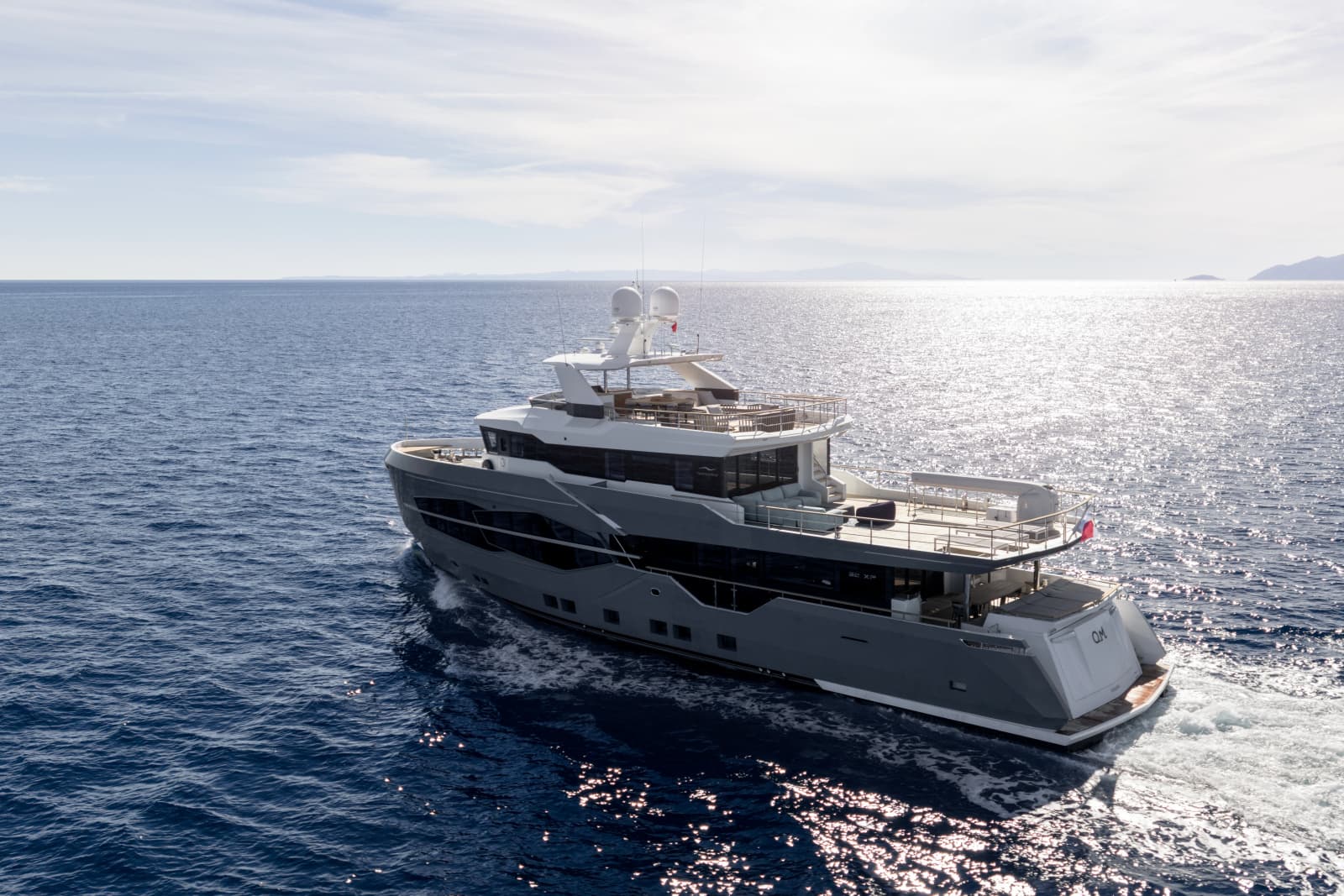 2027 Numarine 32XP