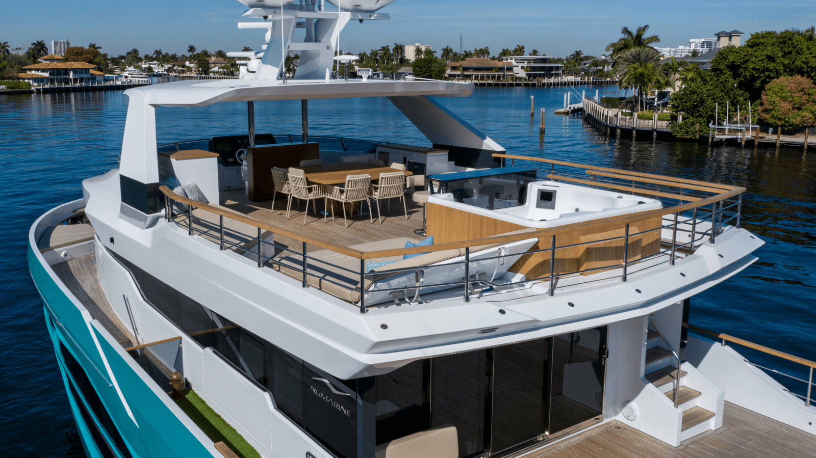 2027 Numarine 32XP