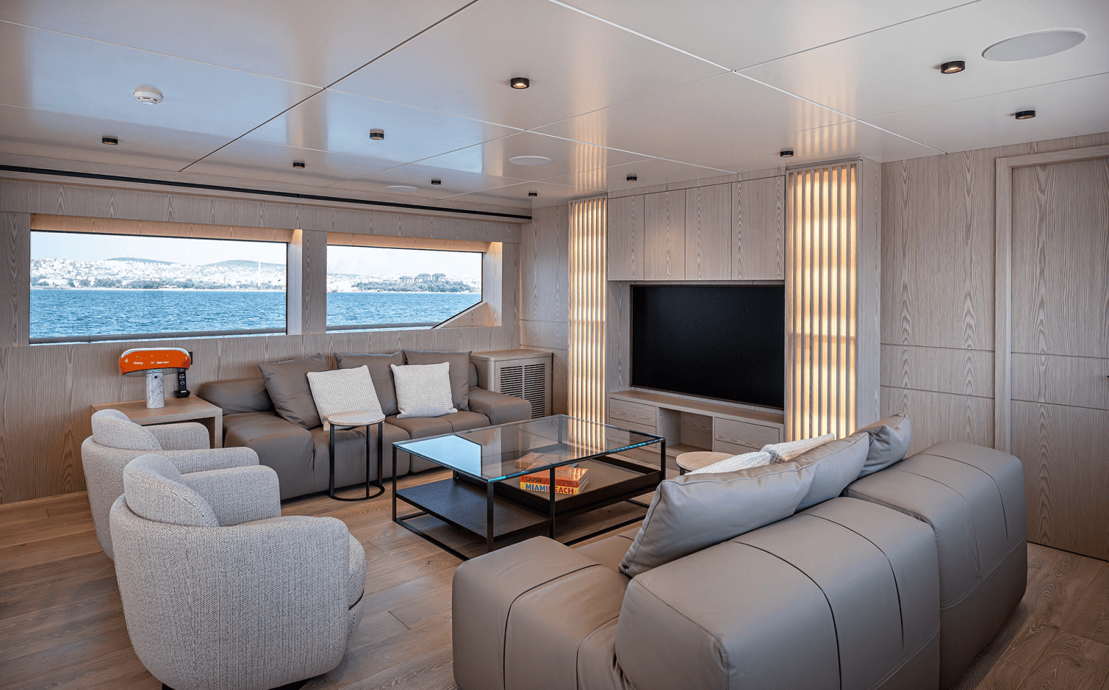 2027 Numarine 40MXP