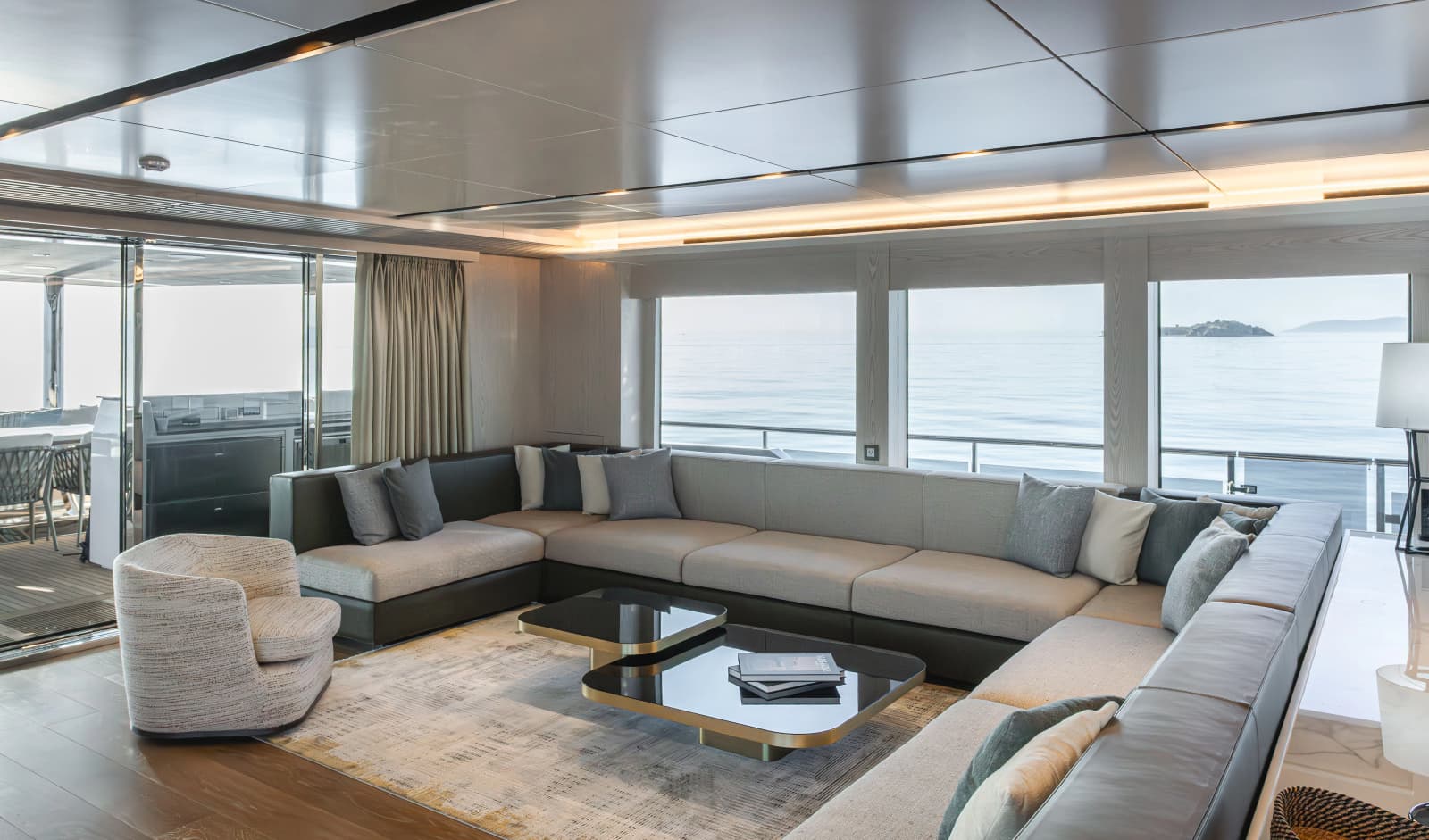 2027 Numarine 40MXP