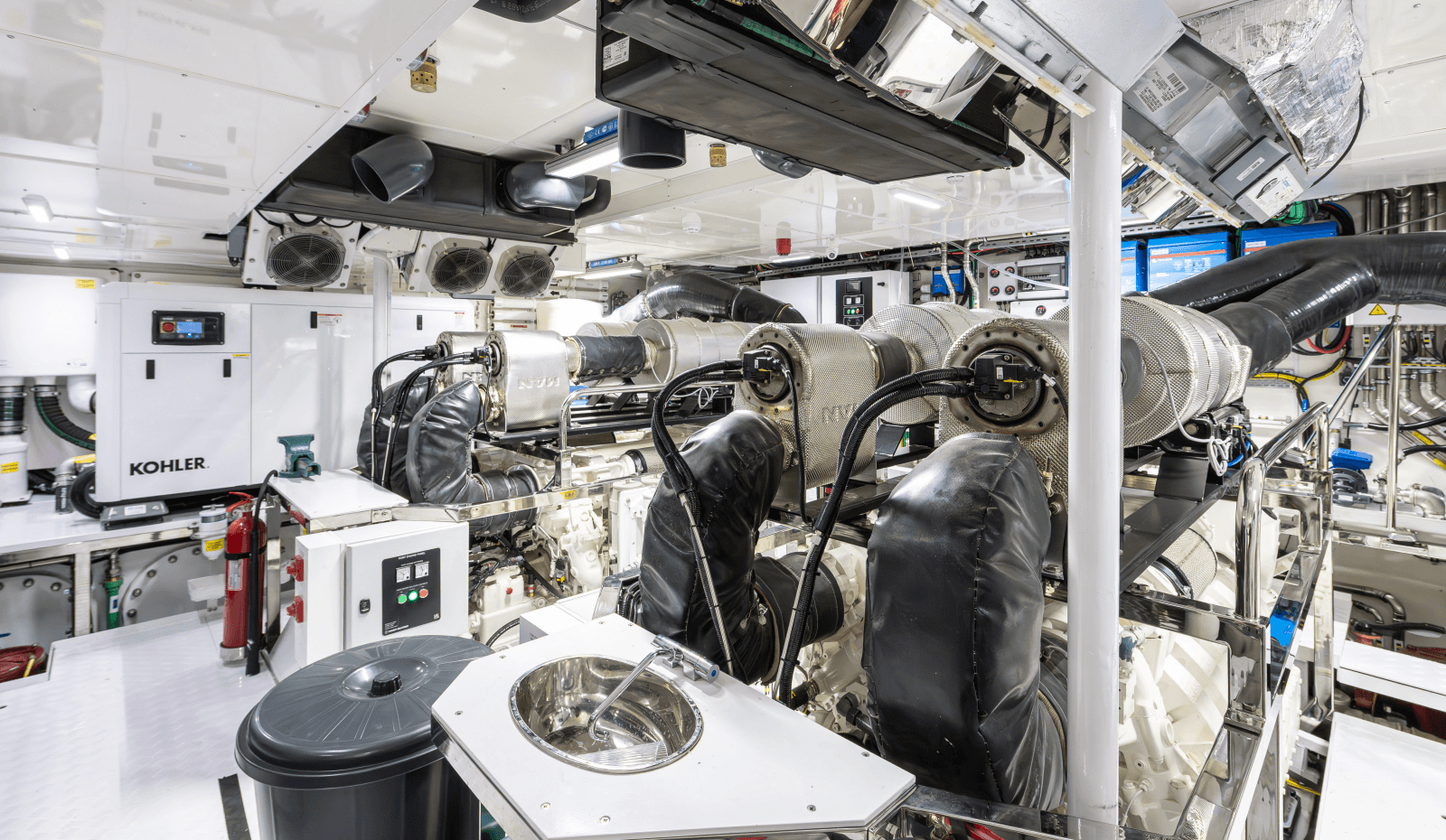 2027 Numarine 40MXP
