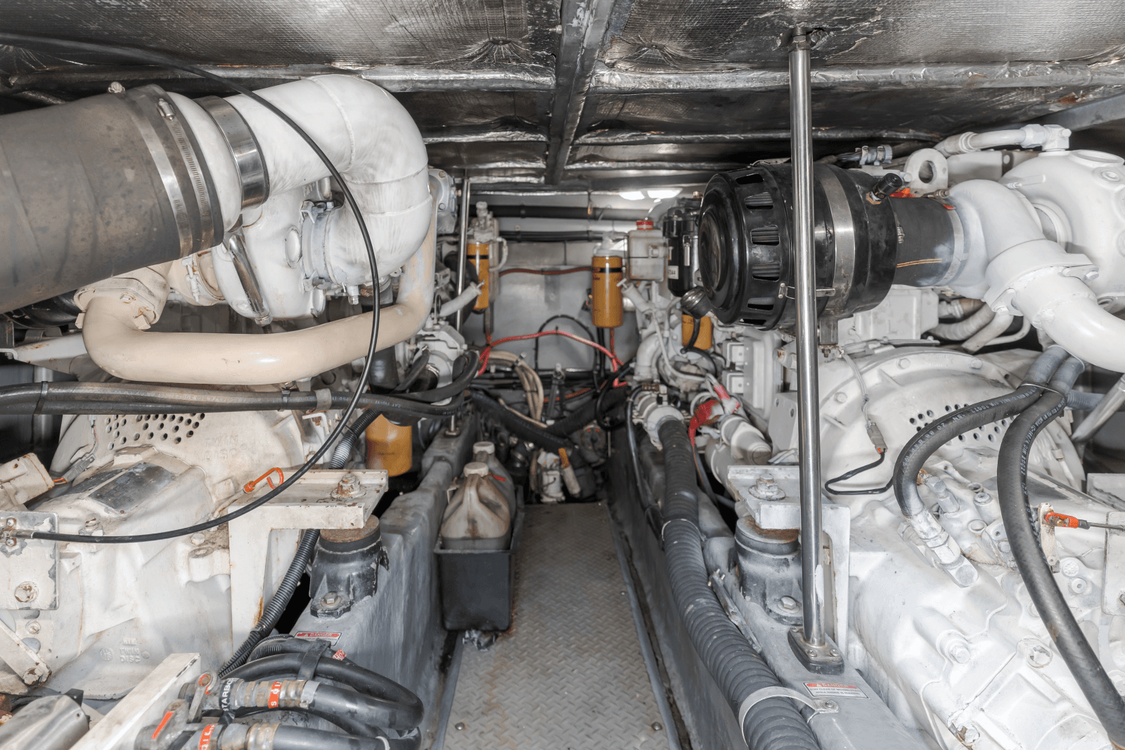 1998 Sea Ray 480 Sedan Bridge
