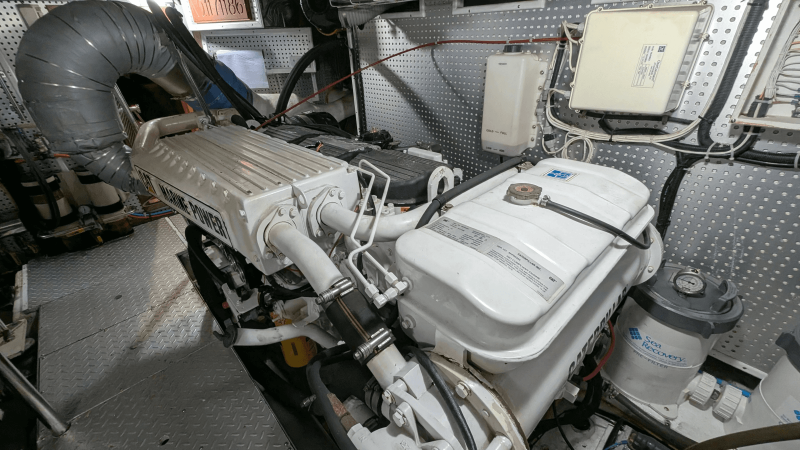 2004 Johnson Motor Yacht
