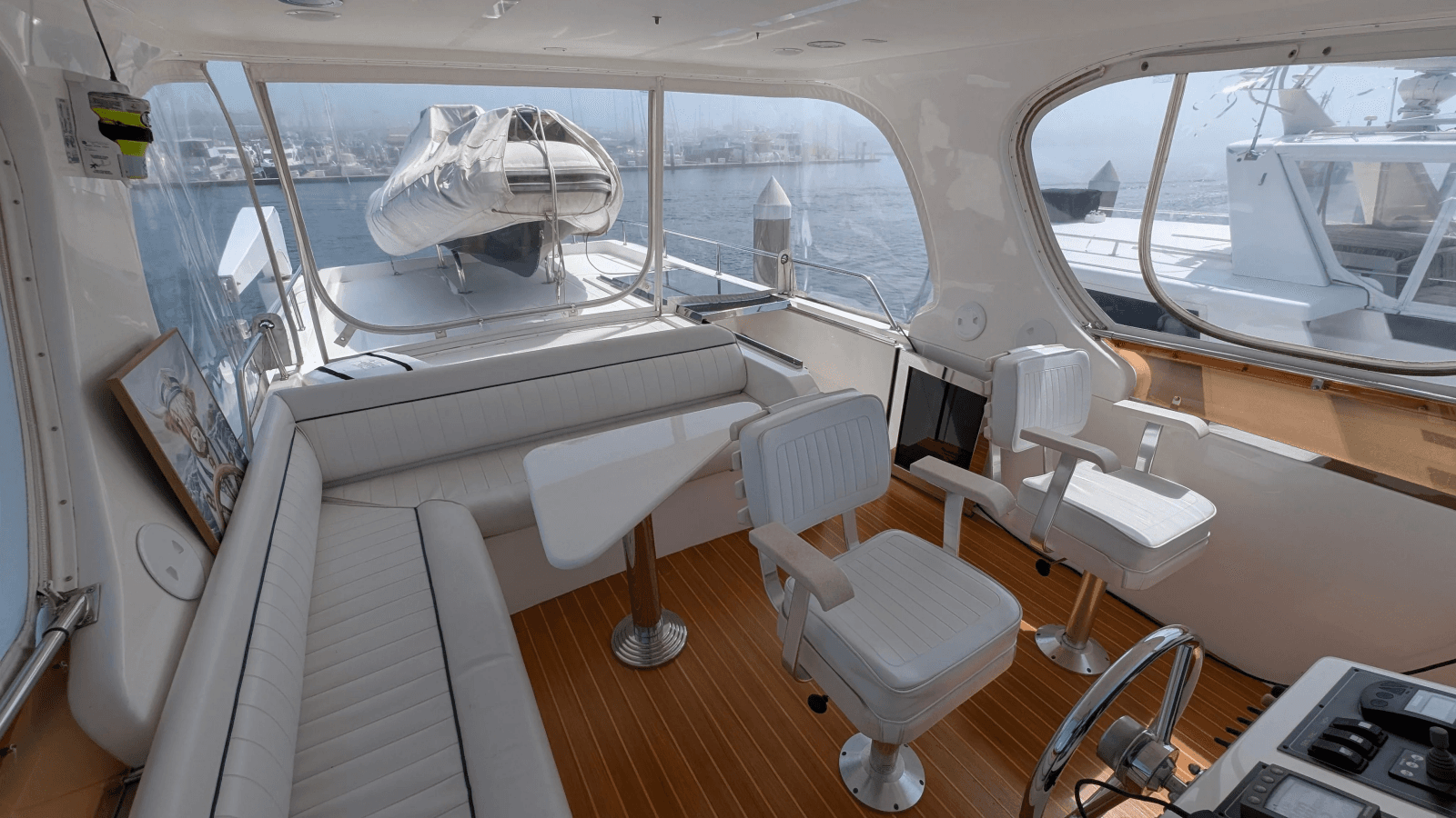 2004 Johnson Motor Yacht