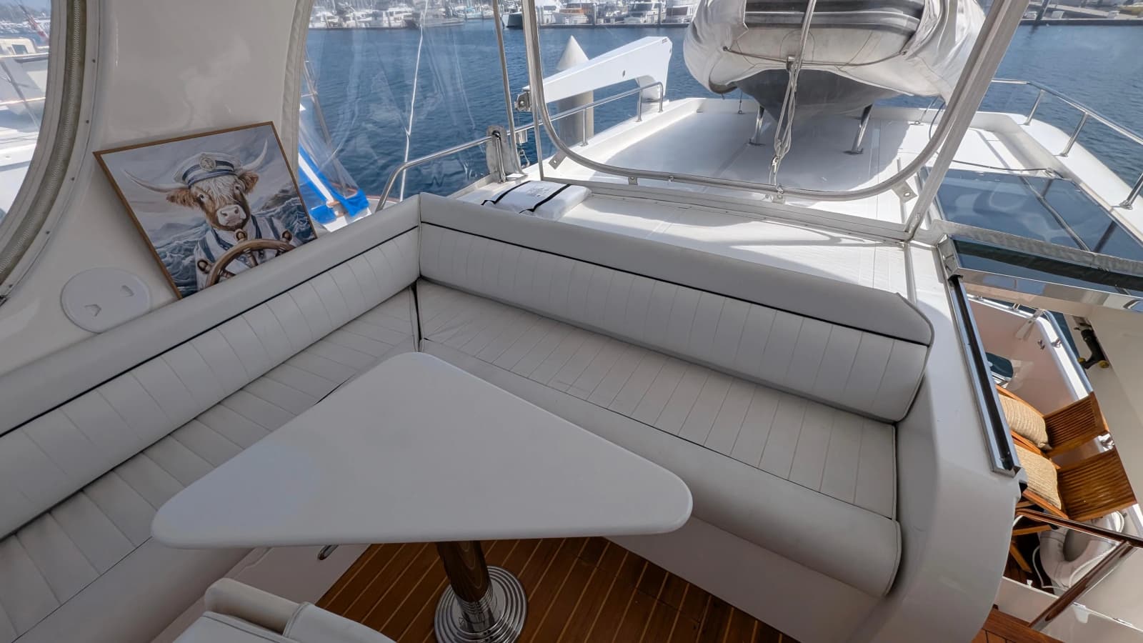 2004 Johnson Motor Yacht