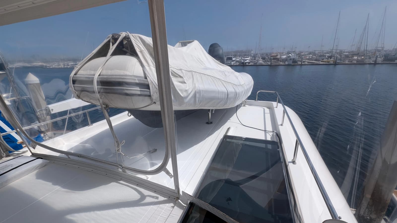 2004 Johnson Motor Yacht