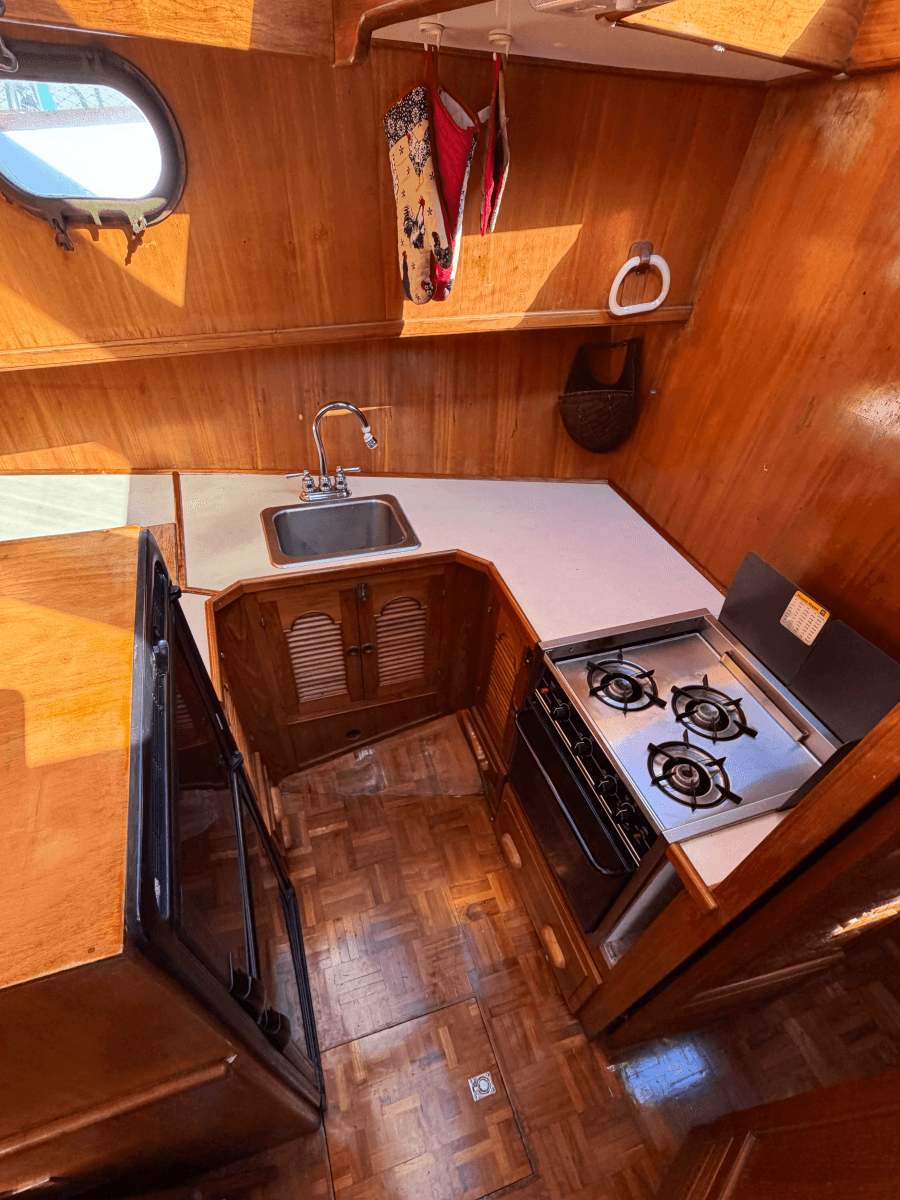 1978 Albin 43 Trawler