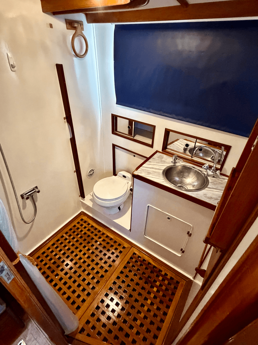1978 Albin 43 Trawler