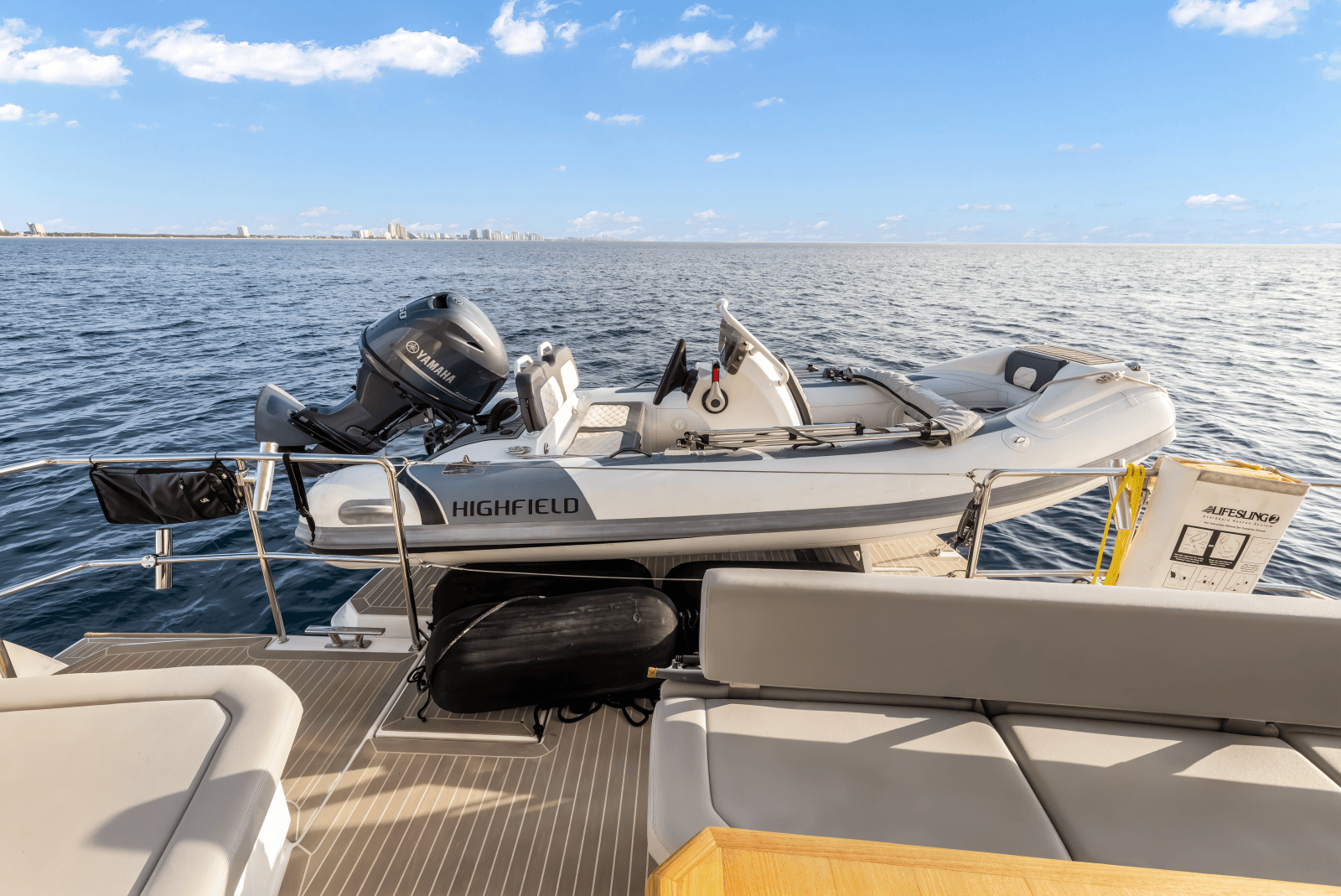 2021 Leopard 53 Powercat