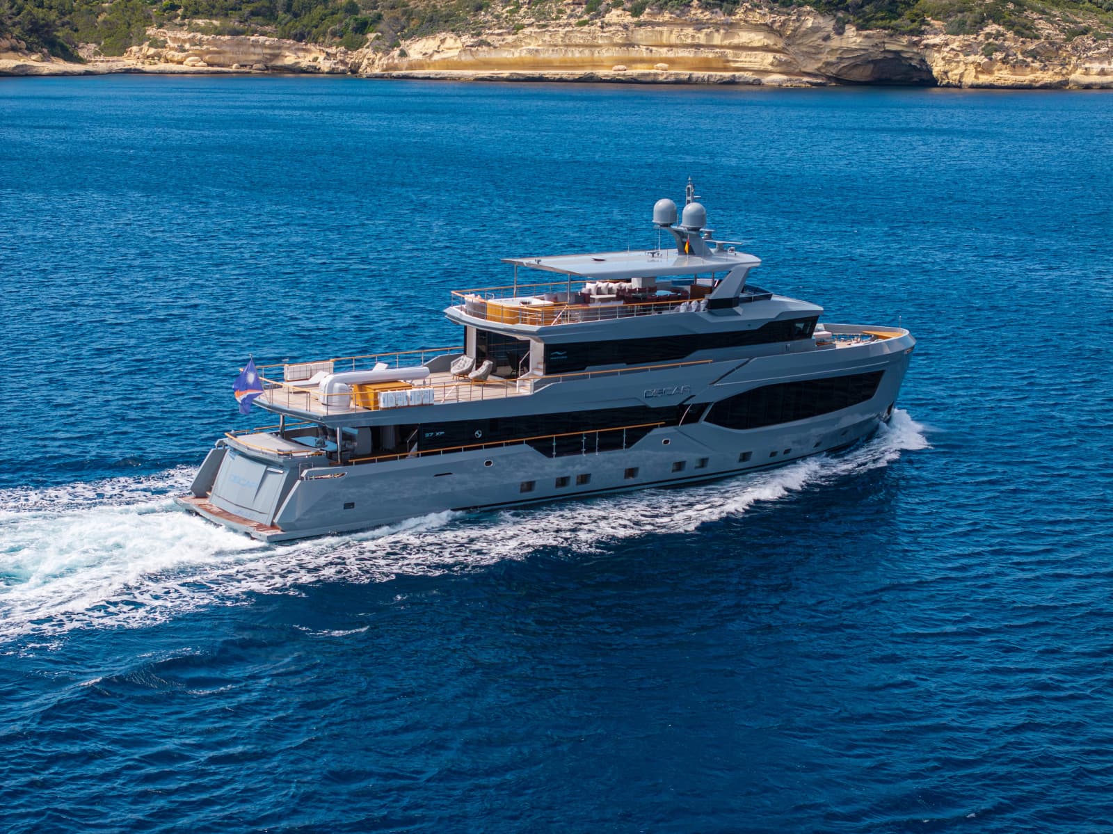2023 Numarine 37XP