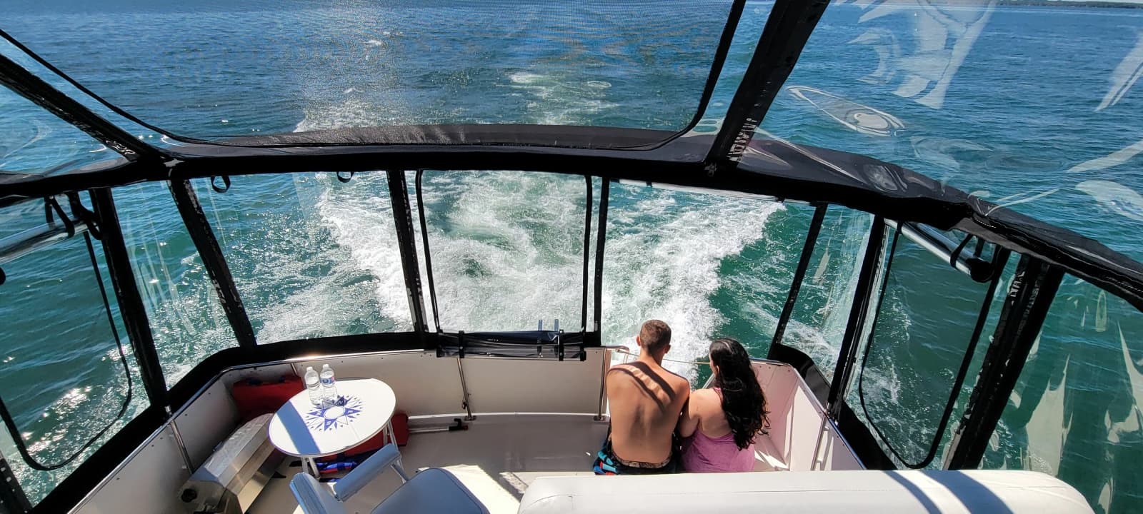 1995 Carver 325 Motor Yacht 32