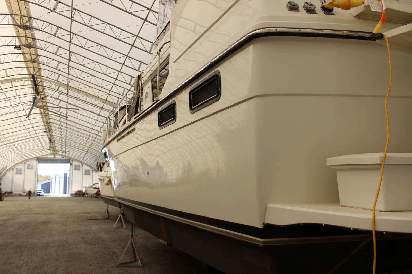 1987 Carver 4207 Aft Cabin 42