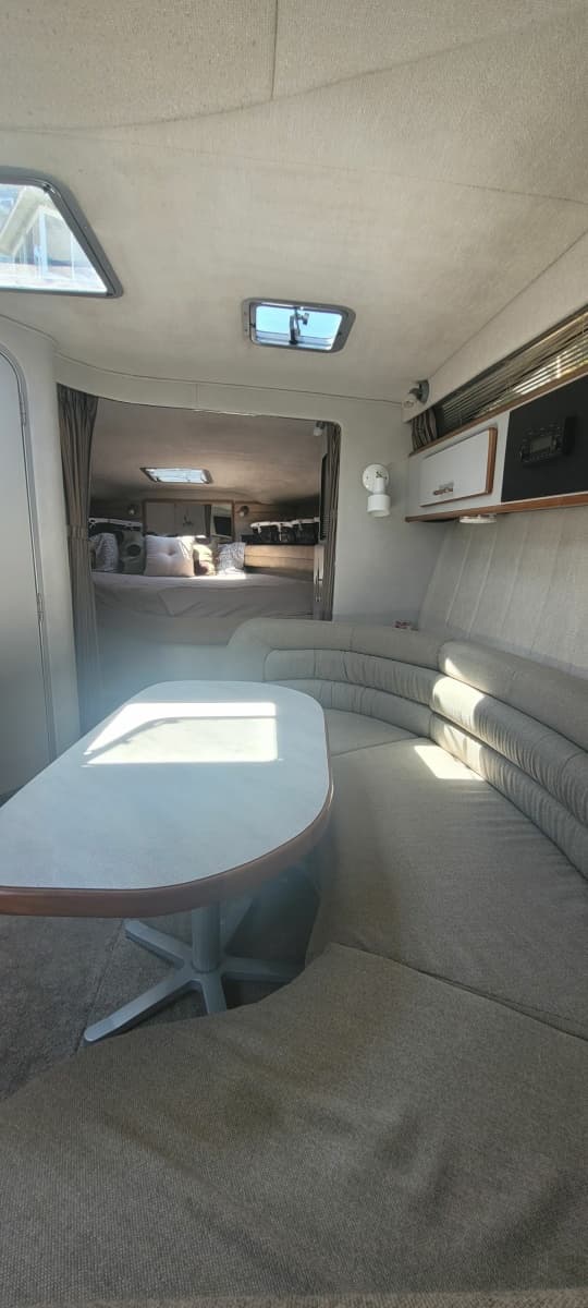 1991 Sea Ray 350 Sundancer 35