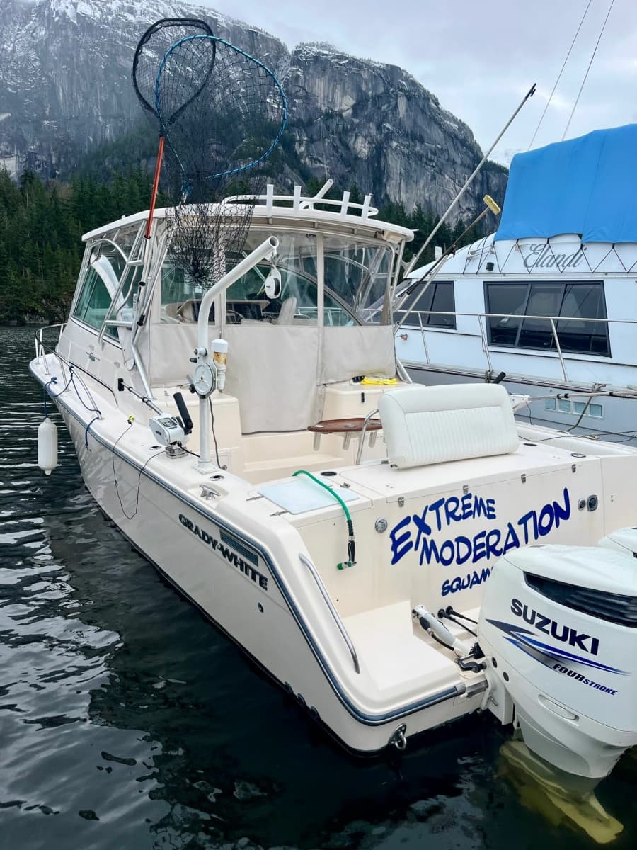 2005 Grady-White 360 Express