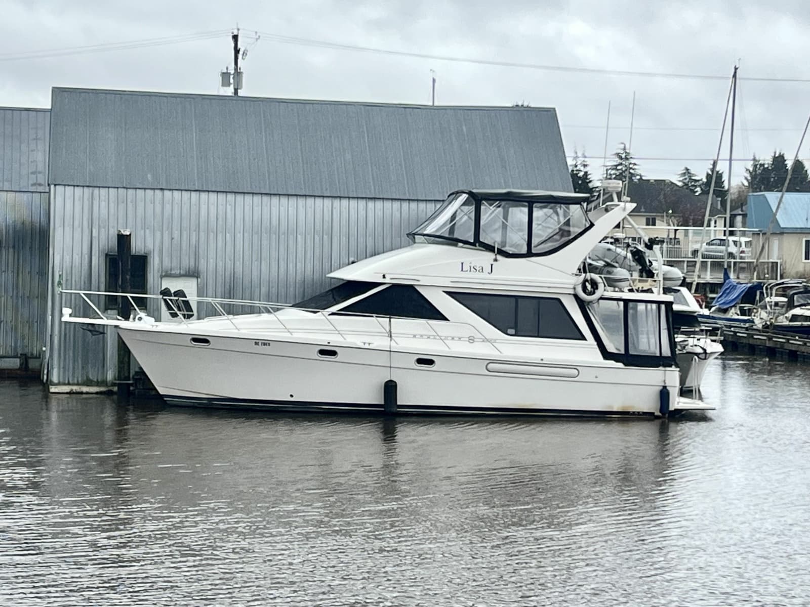 1996 Bayliner 3988 39