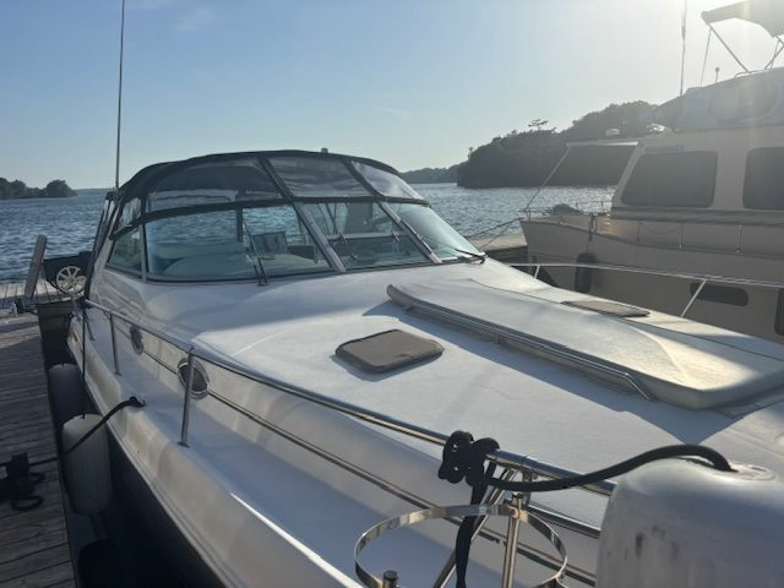 1997 Sea Ray 330 Sundancer 33