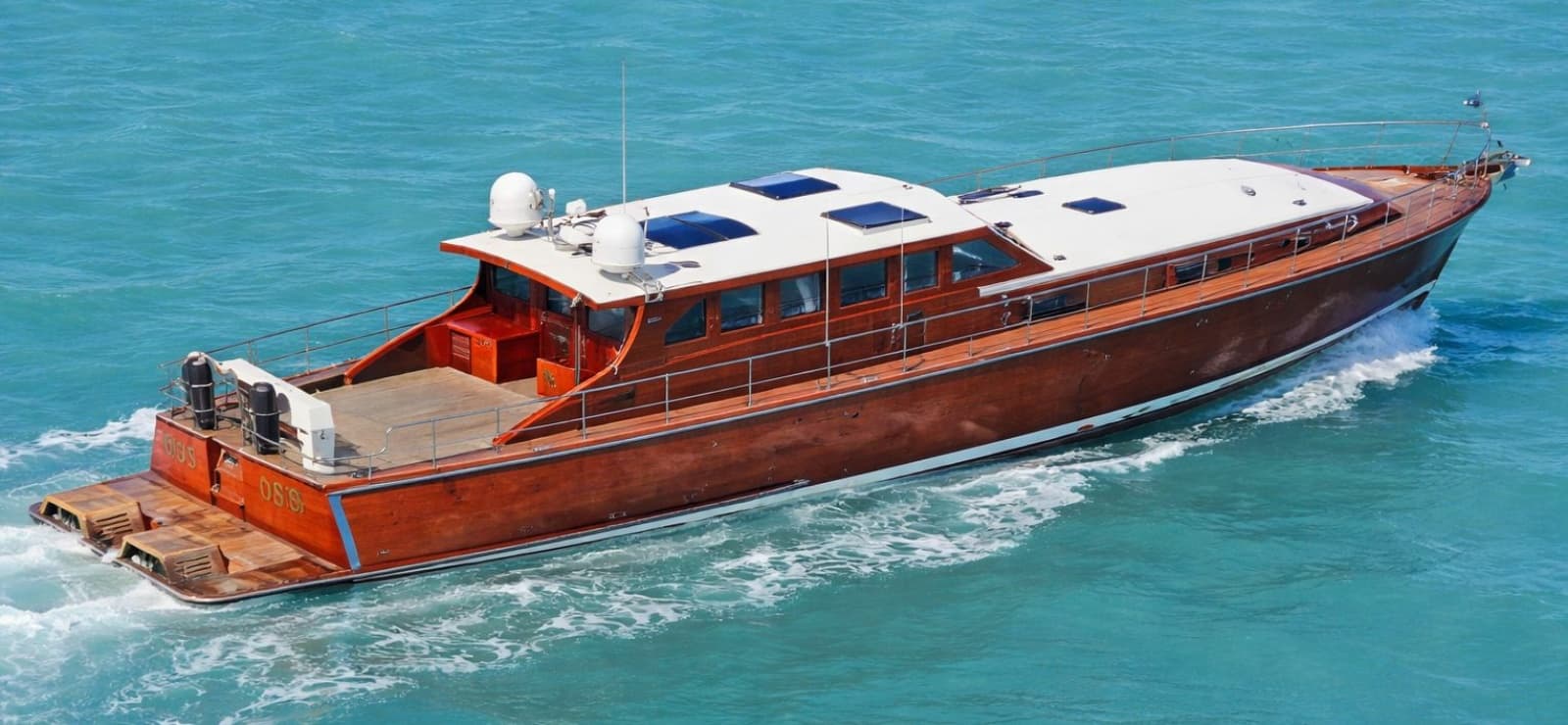 2009 Saint Custom Boats Model 65 Commuter 65