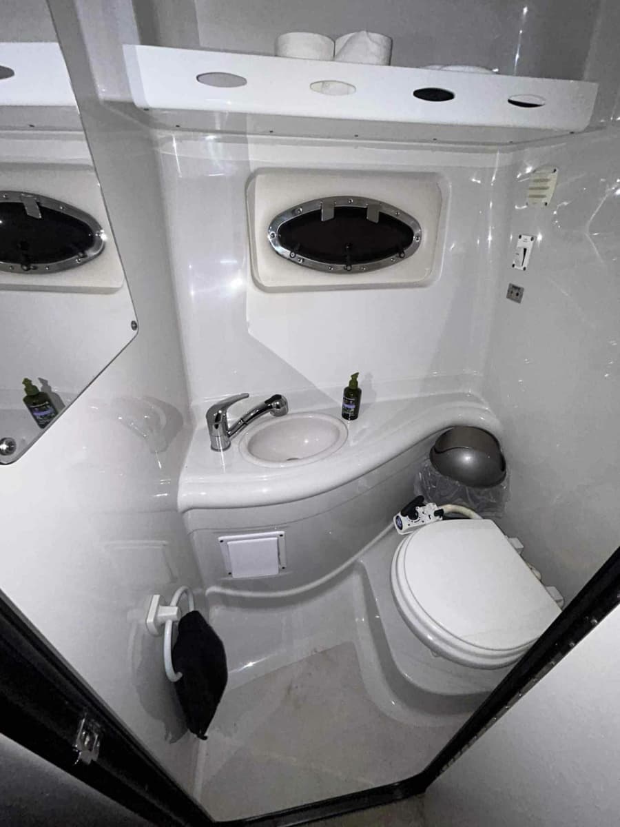 2011 Crownline 280 LPX (28 EP) 28
