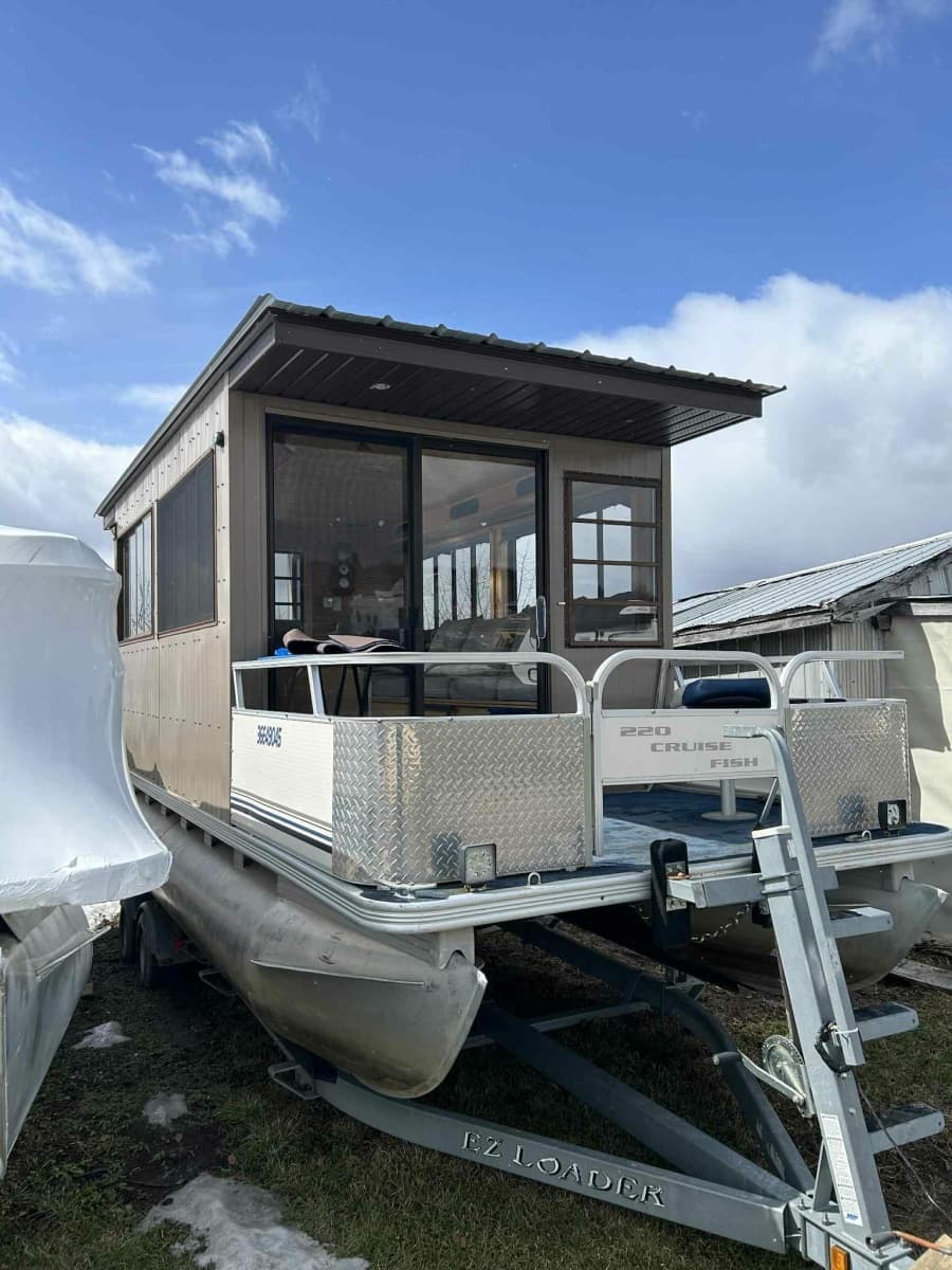 2019 Cruise Fish 220 22