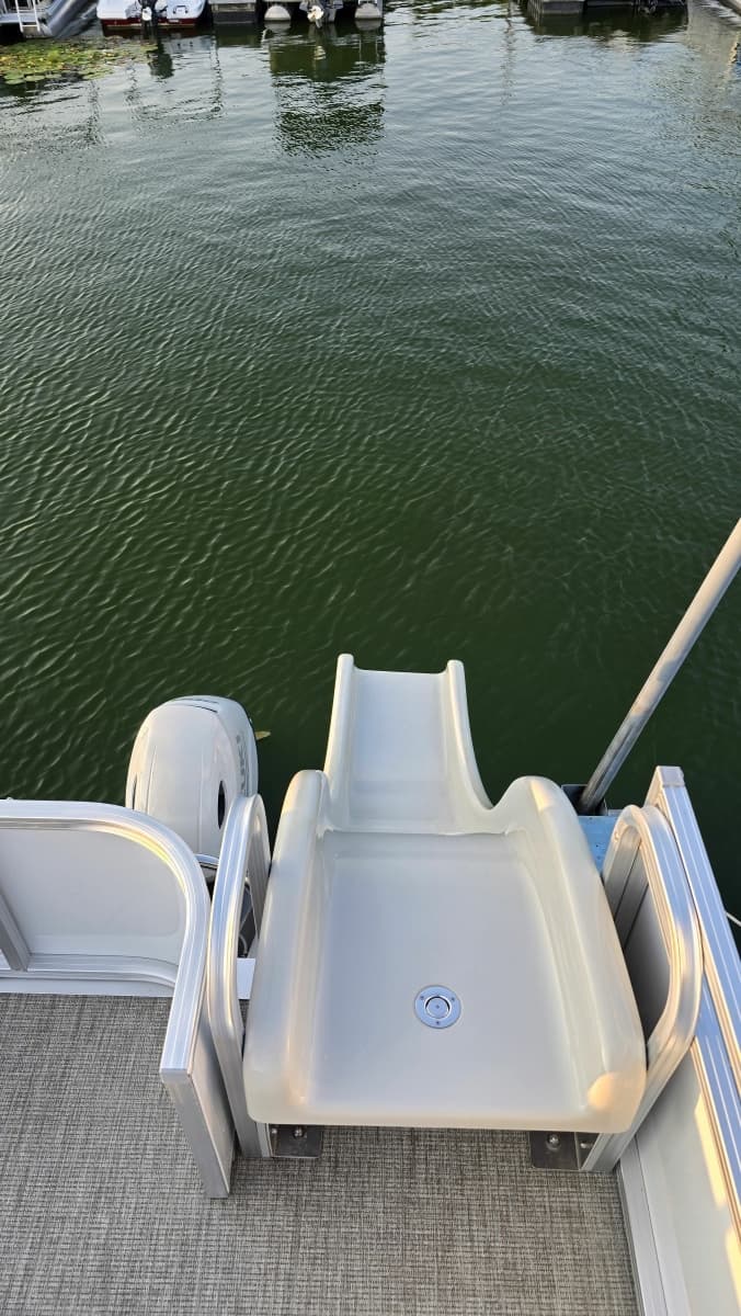 2023 Avalon Catalina 2585 CRFS Funship 25