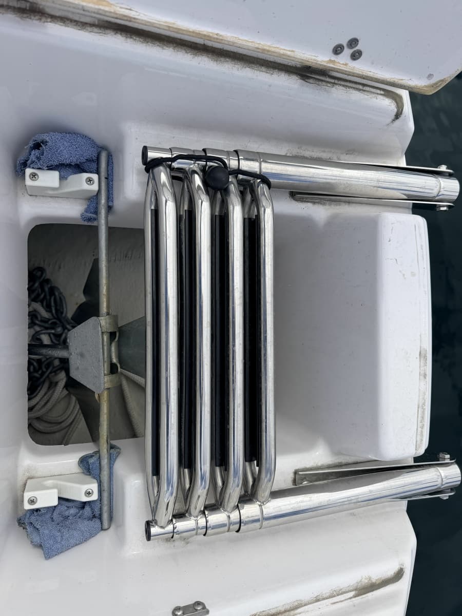 2023 Four Winns HD240 RS Surf 24