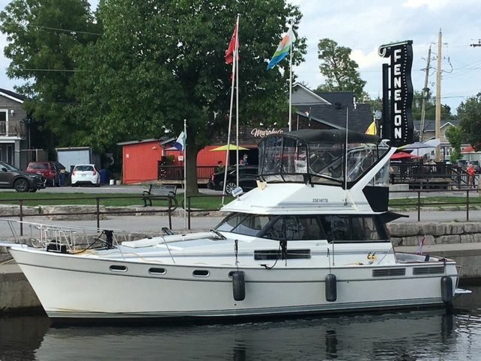 1990 Bayliner 3888 Motoryacht