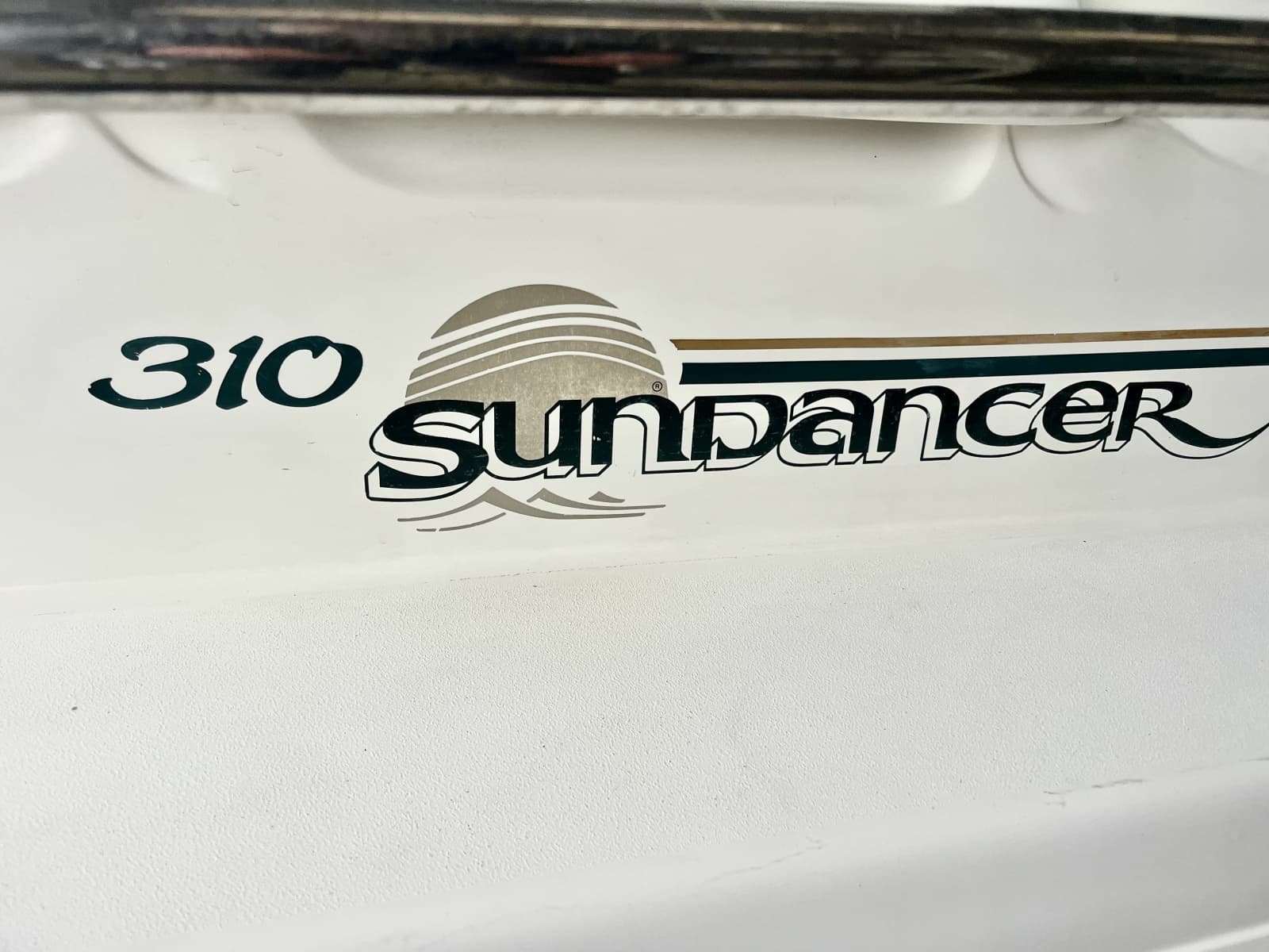 1999 Sea Ray 310 Sundancer 31